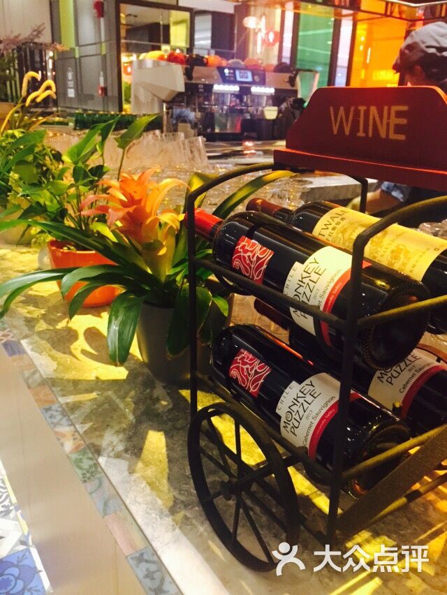 港丽餐厅(恒隆广场店)