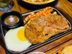 经典西冷牛排-意国小镇披萨牛排餐厅(万达广场店)