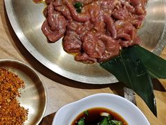 -青瓦餐厅·生鱼片·韩园烤肉(西塔店)