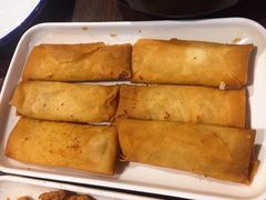 -爆炸头阿姨小四川正宗川味小吃(无任何分店)