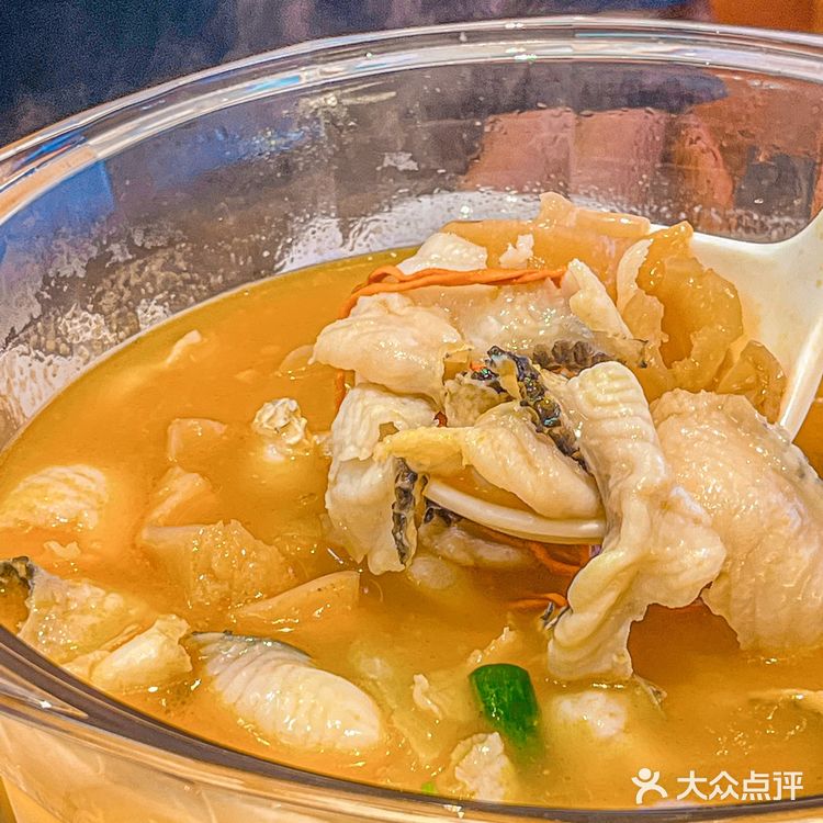 据说喝了他们家的靓汤就能变成美人 👩🦰