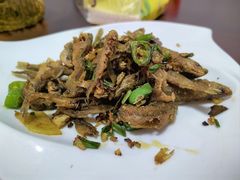 小溪鱼-领鲜土菜馆