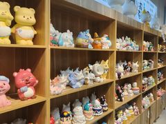 -郑在DIY·潮玩银饰绘画手作(中央大道旗舰店)