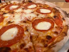 -城市大道红炉披萨烘焙坊