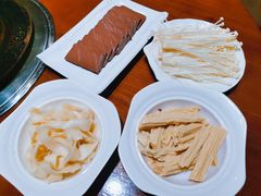 -珍粤里-蛙行记湘味馆(汶水东路店)