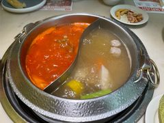 -左庭右院鲜牛肉火锅(浦江欢乐颂店)