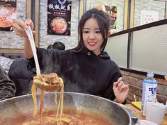 -喇喇排骨火锅·传统韩式脊骨汤(望京西园总店)