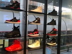 -Air Jordan(世贸天阶店)