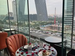 -福楼毕斯罗F Bistronome(国贸商城约会地标景观店)