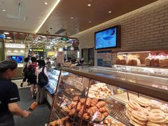 面包甜点陈列柜-山崎面包(静安久光店)