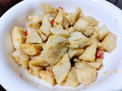 -昱龙大盆牛蛙馆(三兴街总店)