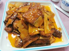 乐乐烧带鱼-乐乐餐厅(湘子庙街店)