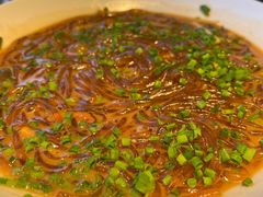 沙蒜烧豆面-新荣记(BFC外滩金融中心店)