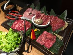 -炼火烤肉店