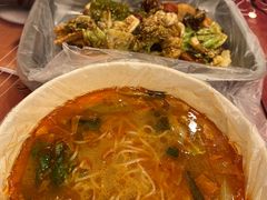 -二钢串叔麻辣烫(华龙大厦店)