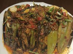 -那家老院子东北菜·饺子·小鸡炖蘑菇(艳华街店)
