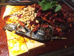 重庆豆花烤鱼-探鱼·鲜青椒爽麻烤鱼(领展购物广场店)