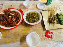-郑记•不夜城烧烤•龙虾•虾蟹(黄鹤楼店)