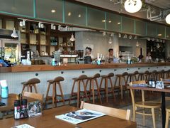 -ROAST coffee & eatery