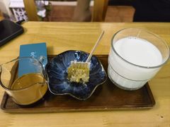 -默迹咖啡馆