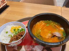 番茄牛肉过桥米线-妈妈故事米线(市府恒隆店)