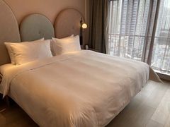 -广州天河体育中心美居酒店