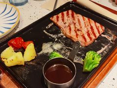 滋滋炭烤风味牛排-必胜客(海滨店)