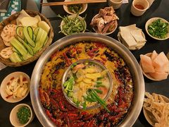 -酒友老火锅(渝中店)