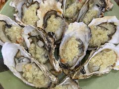 炭烧蒜蓉生蚝-贞姨美食·老字号海鲜大排档