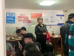 大堂-宝瑞门钉肉饼店