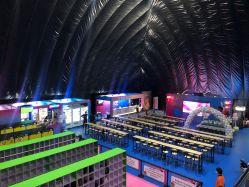 -失重星球乐园·蹦床馆(欢乐谷店)