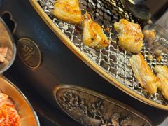 -草家酱蟹炭火烤肉店(珲春南路二店)