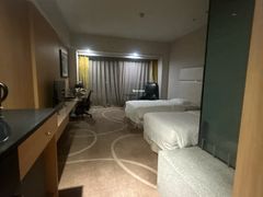 -上海虹桥西郊假日酒店