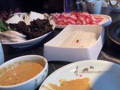 -额尔敦传统涮(公园西路店)