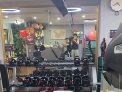 -迈劲健身专业私教(朝青汇店)