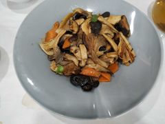 罗汉斋-稻香酒家·33年老字号·港式粤菜(富邦中心店)
