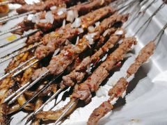 -三个大叔烤羊肉串·歌手驻唱·碳烤鲜肉(西三旗店)
