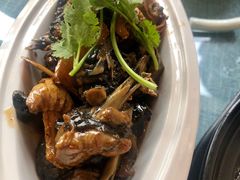 茶油焖黑鸡/只-茶油香闽南菜·花园餐厅(前埔店)