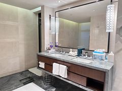 -舟山希尔顿酒店