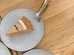 焦糖海盐千层-尤加利咖啡馆