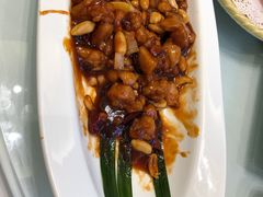 宫保鸡丁-香融府·烤鸭·家常菜(马家堡路店)