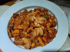 -大胡同天津菜·海肠捞饭·津门皮皮虾锅贴一绝(西姜井店)