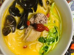 -云海肴·汽锅鸡·云南代表菜(天山百盛优客店)
