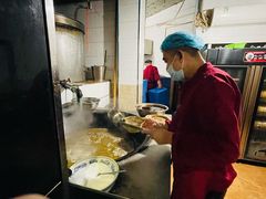 招牌牛肉汤-兄弟俩老李家牛肉汤(总店)