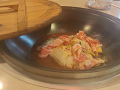 -王老六铁锅炖鱼(圣亚海洋店)