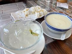 -周大娘牛乳(旧寨古村总店)