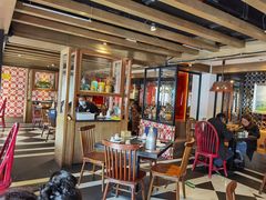 大堂-江边城外烤全鱼(方庄时代购物中心店)