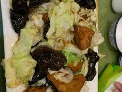 白菜木耳爆豆腐-桃子餐厅·天津菜(红星路直营店)