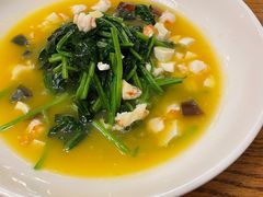 双蛋海鲜烩菠菜-青岛海景花园大酒店·白果树餐厅青岛菜