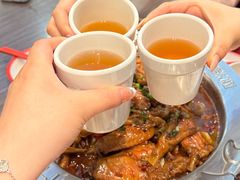-胖哥俩肉蟹煲(湖滨银泰in77店)